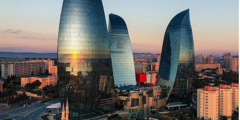 Необанк Дмитра Дубілета залучив мільйон клієнтів в Азербайджані