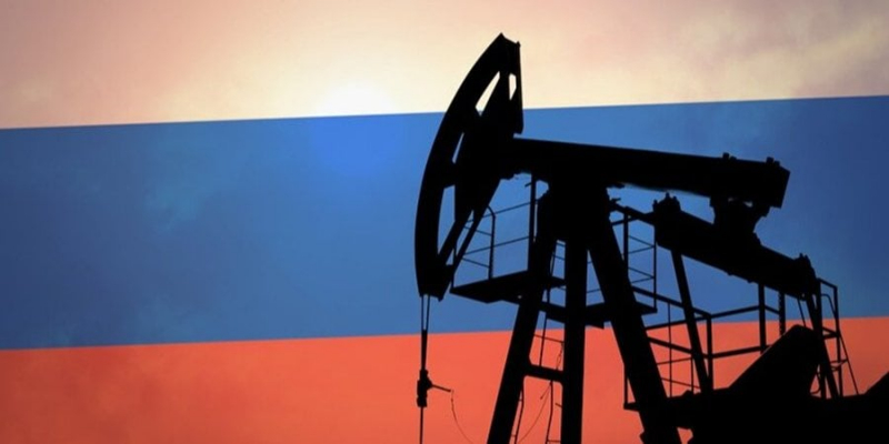 Пекін виграє від санкцій проти РФ. Індія почала купувати російську нафту за юані