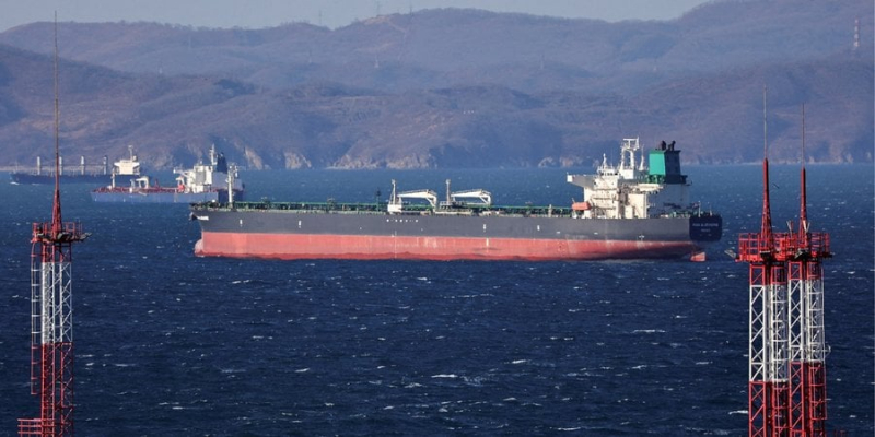 Тіньовий флот танкерів для Росії зник швидше, ніж з’явився — Bloomberg