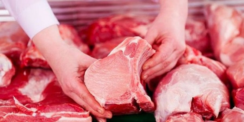 У виграші не тільки планета. Заміна яловичини на курятину може зменшити викиди СО2 та покращити здоров’я людей