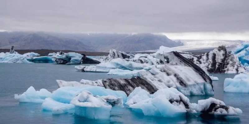 Жахлива цифра. Кліматологи порахували, скільки льоду втратила Антарктида за останній час